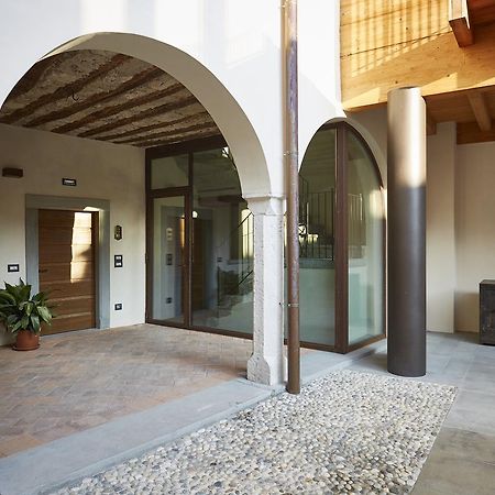 Monasterolo del Castello Palazzo Eleonora B&B 외부 사진