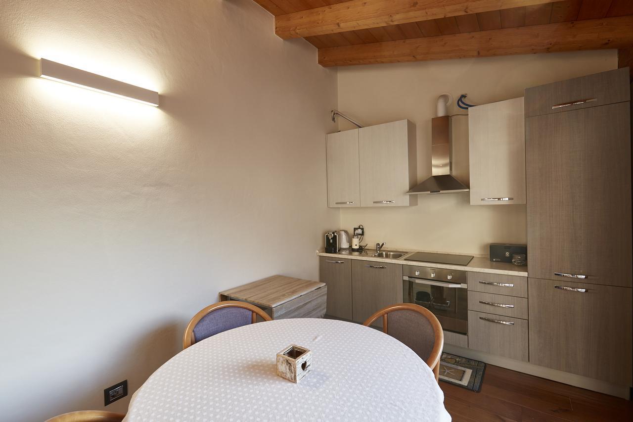 Monasterolo del Castello Palazzo Eleonora B&B 외부 사진
